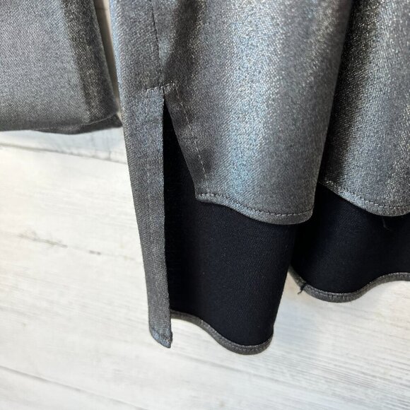 Pamela Dennis Top Womens Size Small Silver Long Sleeve Skull Button on Sleeves - Picture 10 of 15